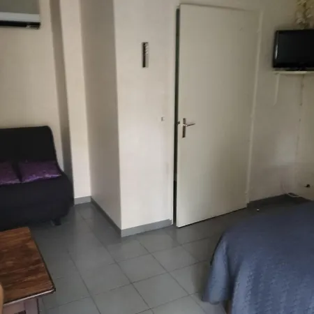 Relais De Frejeroques Hotel 2*