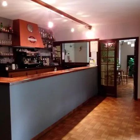 Logis Relais De Frejeroques Foissac (Aveyron)