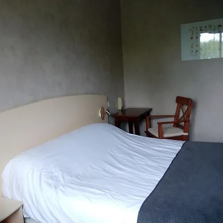 Relais De Frejeroques Hotel