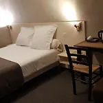 호텔 Relais De Frejeroques 2*