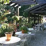 Relais De Frejeroques Foissac (Aveyron)