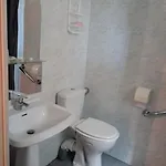 Relais De Frejeroques 2*