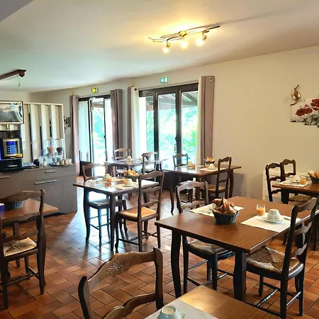 Otel Relais De Frejeroques Foissac (Aveyron)
