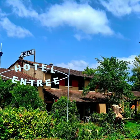 Relais De Frejeroques 2*