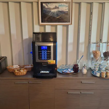 Relais De Frejeroques 2* 弗萨克