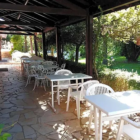 Relais De Frejeroques Szálloda