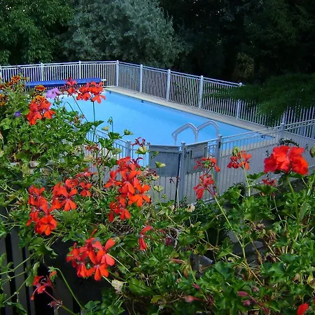 Relais De Frejeroques 酒店 2*