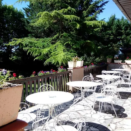 Relais De Frejeroques 2* 弗萨克