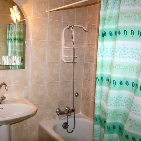 Relais De Frejeroques Hotel 2*